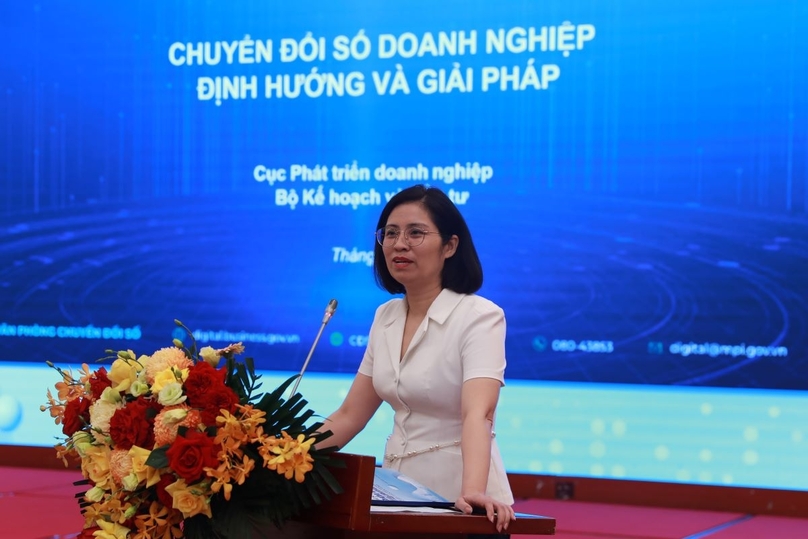 Trinh Thi Huong, deputy head of the MPI’s Business Development Department, speaks at the forum in Hanoi, June 5, 2024. Photo courtesy of the review.