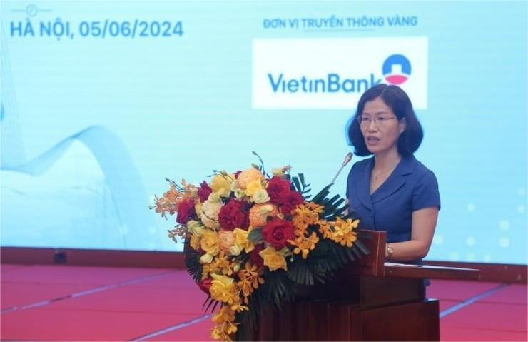 Do Thi Phuong Lan, editor-in-chief of the Economy & Forecast Review, speaks at a forum on innovation in the context of digital transformation and sustainable development, Hanoi, June 5, 2024. Photo courtesy of the review.