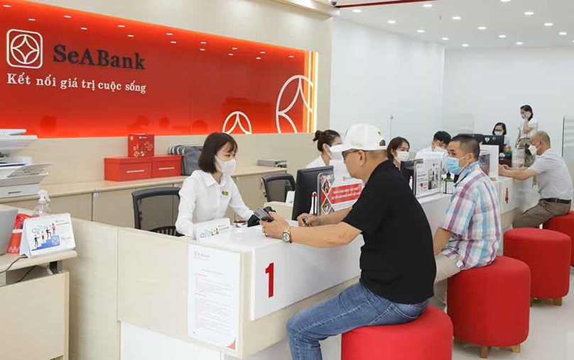 A SeABank transaction office. Photo courtesy of Quan doi nhan dan (People's Army) newspaper.