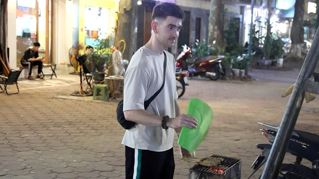  Will the new pitmaster take Hanoi streets by storm? Photo courtesy of Vietnam News.