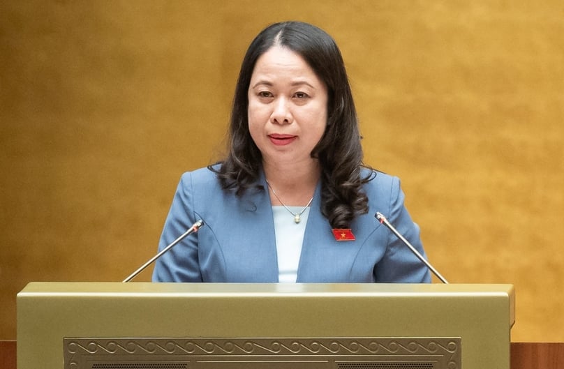 Vice President Vo Thi Anh Xuan presents a proposal on the ratification of a document on the UK’s CPTPP membership to the National Assembly at its ongoing session on June 8, 2024. Photo courtesy of the parliament.