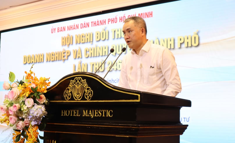 Nguyen Duc Lenh, deputy director of the Ho Chi Minh City branch of the State Bank (SBV), speaks at a dialogue between the city-based businesses and local leaders on June 14, 2024. Photo courtesy of SBV.