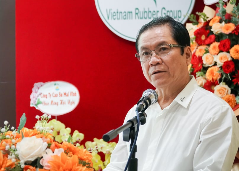 Le Thanh Hung, general director of Vietnam Rubber Group, speaks at a conference to introduce and collect opinions on the rubber exchange in Ho Chi Minh City, June 28, 2024. Photo courtesy of MXV.