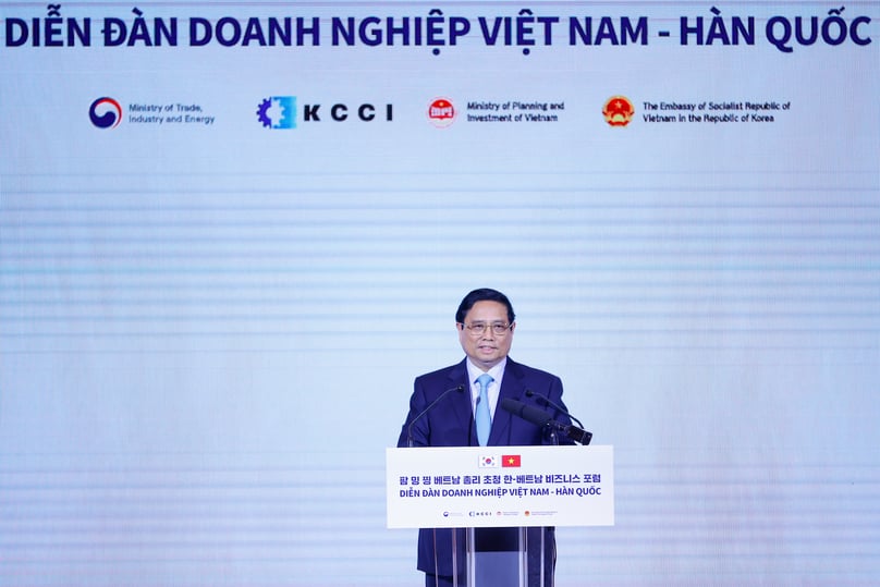 Thủ tướng Phạm Minh Chính phát biểu tại diễn đàn doanh nghiệp Việt Nam - Hàn Quốc tại Seoul, ngày 1 tháng 7 năm 2024. Ảnh do cổng thông tin chính phủ cung cấp.