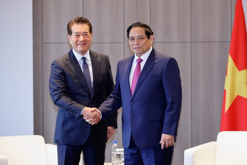 Vietnamese Prime Minister Pham Minh Chinh (right) receives POSCO's CEO Chang In Hwa in Seoul, July 3, 2024. Photo courtesy of the government’s news portal.