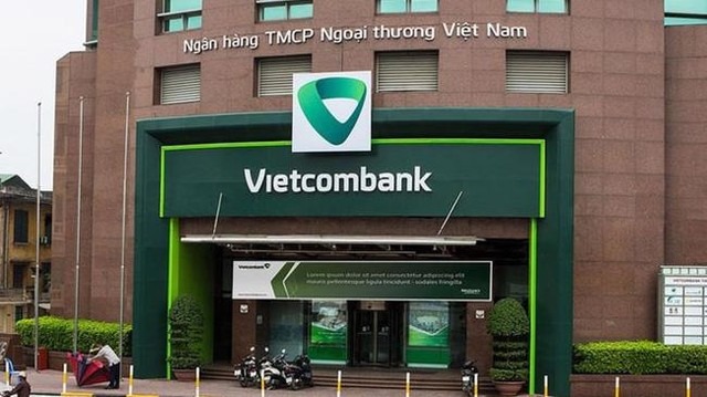 Vietcombank’s headquarters in Hanoi. Photo courtesy of Nguoi Dua Tin (News Courier) magazine.