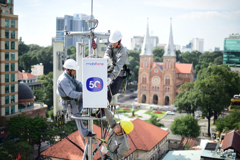 Vietnam telcom service provider MobiFone has won the right to offer 5G spectrum services. Photo courtesy of MobiFone.