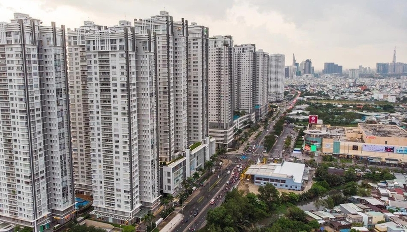  Apartment complexes in Ho Chi Minh City, southern Vietnam. Photo courtesy of Nguoi Lao Dong (Laborer) newspaper.