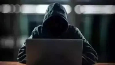 Online scamming gangs contacting the victims via video chat. Photo courtesy of Vietnam News Agency.