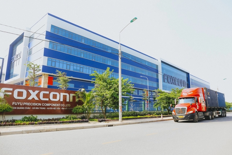 A Foxconn factory in Bac Giang province, northern Vietnam. Photo courtesy of Dau Tu (Investment) newspaper.