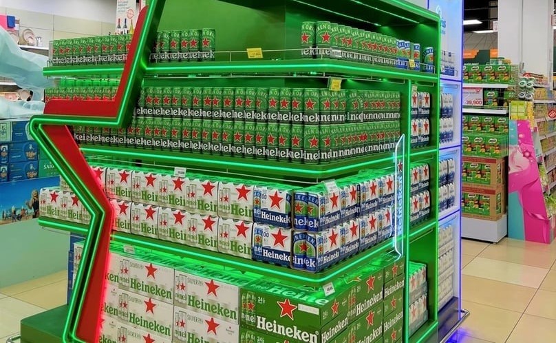 Heineken products at a supermarket. Photo courtesy of Phap luat TP. Ho Chi Minh (HCMC Law) newspaper.