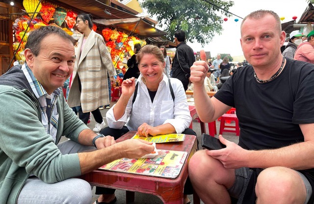 Foreign tourists in the ancient town of Hoian, Quang Nam province, central Vietnam. Photo courtesy of Thanh Nien (Young People) newspaper.