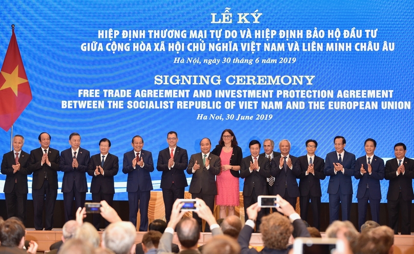 EU-Vietnam Free Trade Agreement and Investment Protection Agreement, EVFTA and EVIPA, are signed in Hanoi, June 30, 2019. Photo courtesy of the government's news portal.