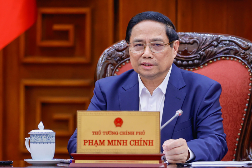 Prime Minister Pham Minh Chinh chairs a meeting with government agencies on managing the monetary policy, Hanoi, August 5, 2024. Photo courtesy of the government’s news portal.