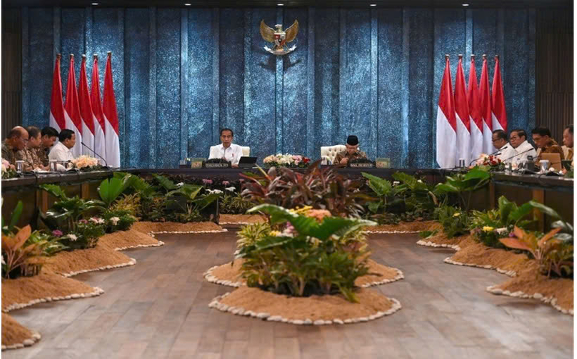 Indonesian President Joko Widodo chairs his first cabinet meeting in the planned new capital, Nusantara, on August 12, 2024. Photo courtesy of Antara.