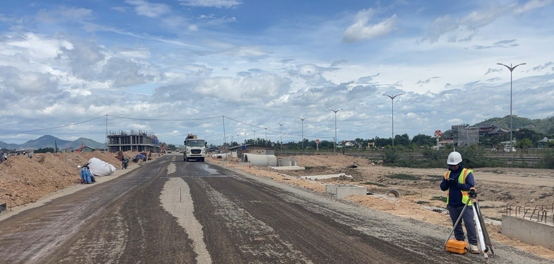 Infrastructure construction at the Bac Ha Thanh Residential Area project site. Photo courtesy of Phat Dat.