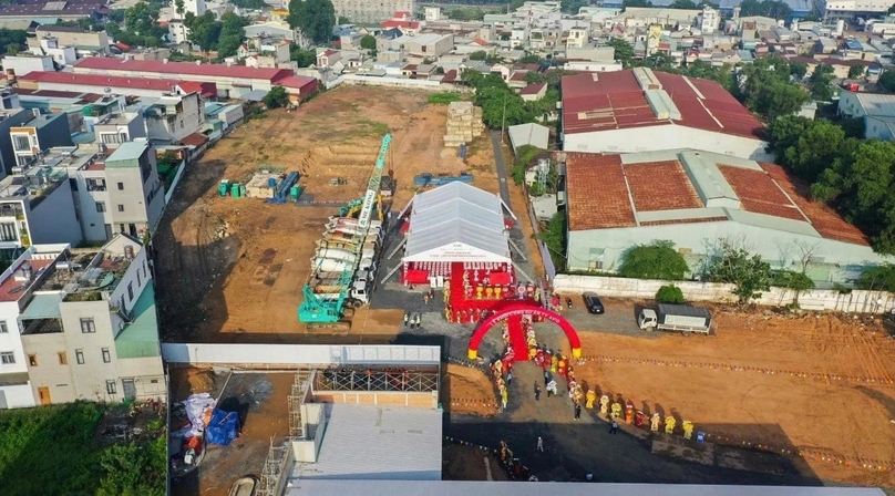 TT AVIO apartment project takes shape in Di An town, Binh Duong province, southern Vietnam. Photo by The Investor/Vu Pham.