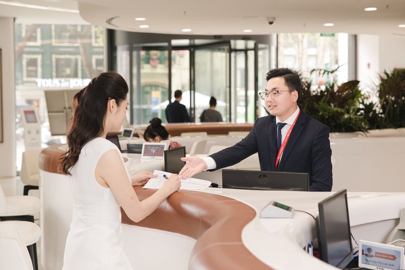 At a Techcombank transaction office. Photo courtesy of the bank.