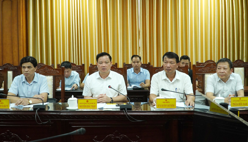 Thai Binh Chairman Nguyen Khac Than (second, left) at a meeting with QH Land Investment and Vanguard Millennium International in Thai Binh province, northern Vietnam, August 21, 2024. Photo courtesy of Thai Binh newspaper.