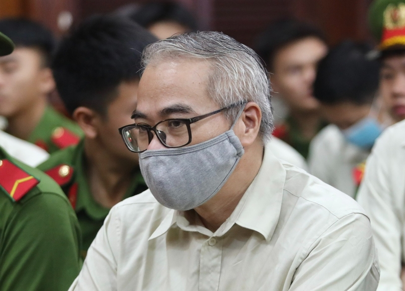 Dang Viet Ha, former director of Vietnam Register, in court. Photo courtesy of Dan Tri (People's Intellect) newspaper.