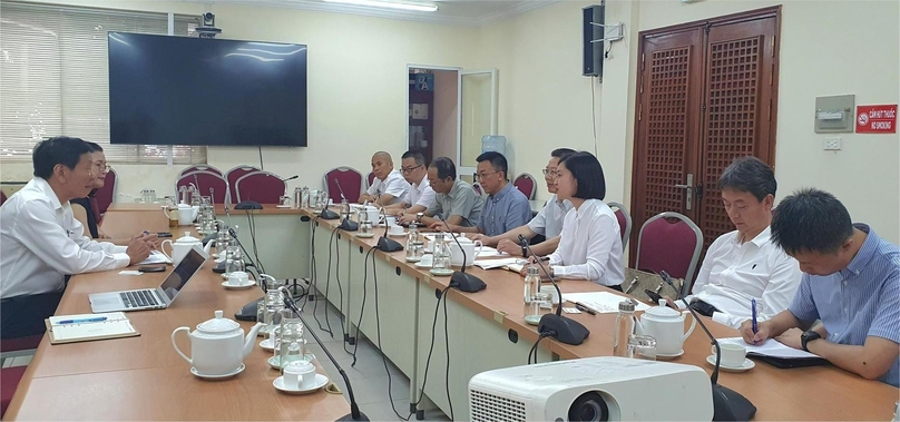 Vietnam's Association of Foreign Invested Enterprises (left) receives a Yunnan Taxation Department delegation in Hanoi on August 26, 2024.