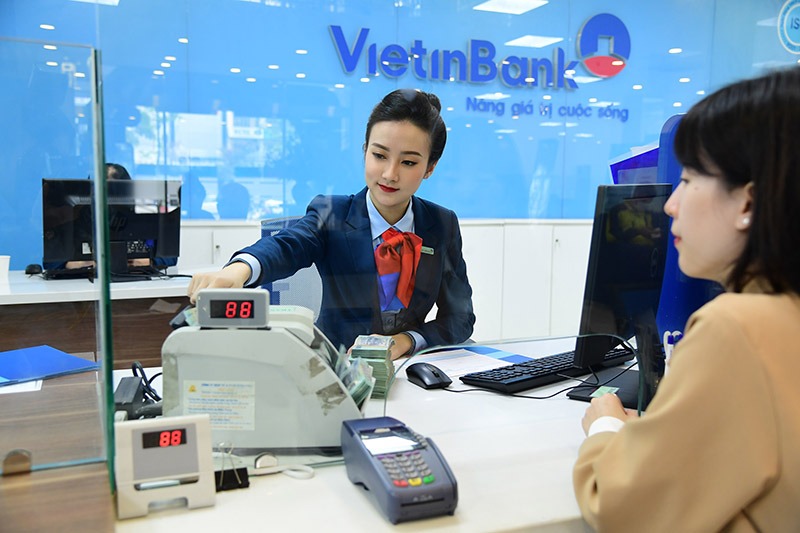 At a VietinBank transaction office. Photo courtesy of the bank.