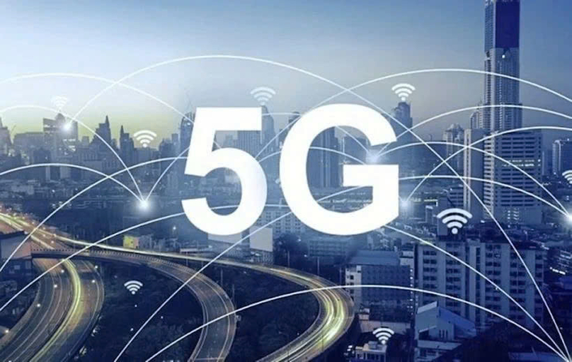 Japan will also support the deployment of 5G technologies in Vietnam and Indonesia. Photo courtesy of Vietnam News Agency.