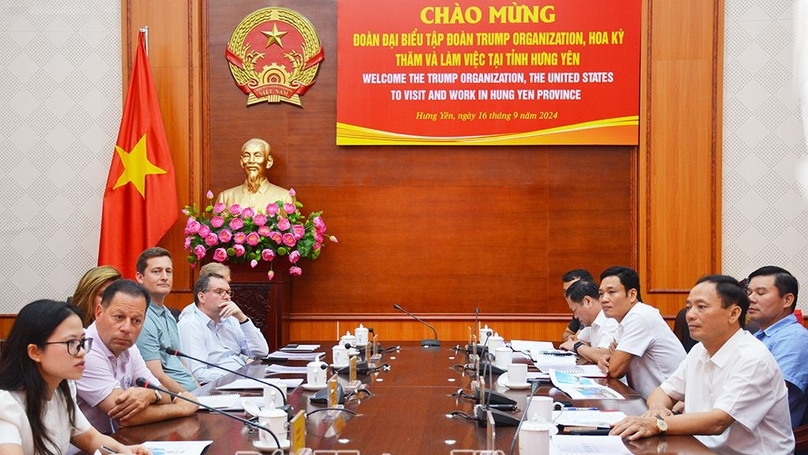 Delegations of Hung Yen People's Committee (right) and The Trump Organization at a meeting in Hung Yen province, northern Vietnam, September 16, 2024. Photo courtesy of Hung Yen newspaper.