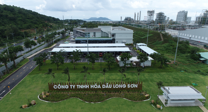 Entrance to the Long Son Petrochemicals Complex in Ba Ria-Vung Tau province, southern Vietnam. Photo courtesy of Ba Ria-Vung Tau newspaper.