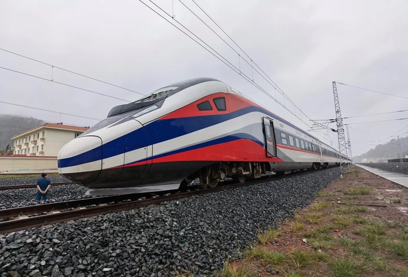 Laos’s semi-high-speed railway, which stretches 1,035 kilometers and links Vientiane with Kunming, capital of China’s Yunnan province. Photo courtesy of Xinhua.