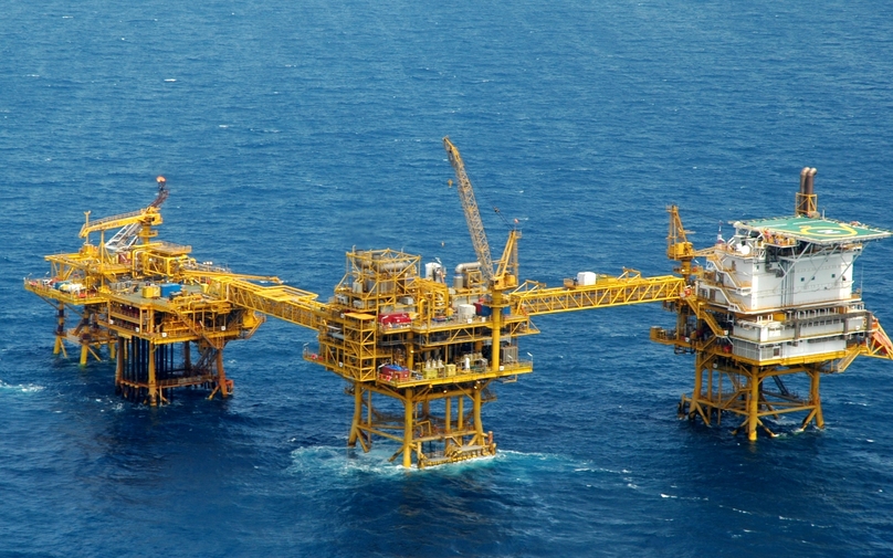 Oil rigs at Rang Dong oil field, offshore southern Vietnam. Photo courtesy of Petrovietnam.