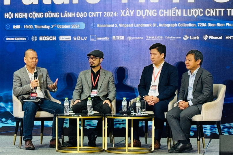 Left to right: Vo Tan Long, chairman of MSB’s Technology Committee; Dang Hai Anh, CIO of PNJ; Pham Tuan Anh, CIO of Becamex IDC Corporation; and Nguyen Anh Nguyen, a member of the advisory board at Bamboo Capital Group. Photo courtesy of VietNamNet.