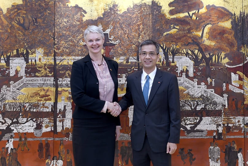 Deputy Minister of Finance Vo Thanh Hung (right) meets with Norwegian Ambassador to Vietnam Hilde Solbakken in Hanoi, October 2, 2024. Photo courtesy of the ministry.