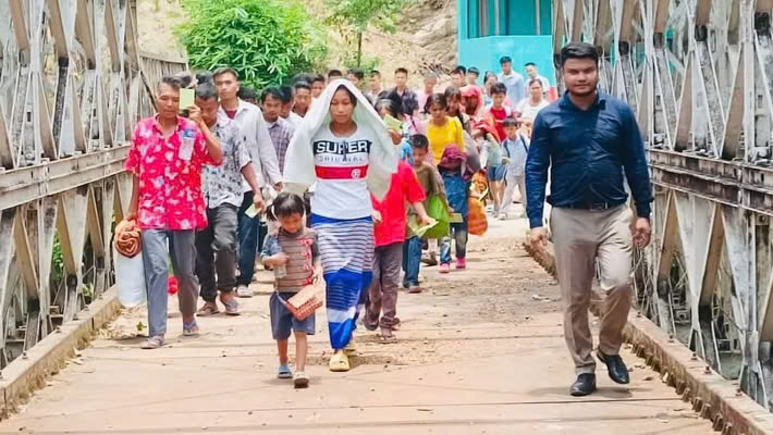  Deported foreigners in Myanmar. Photo courtesy of Ukhrul Times.