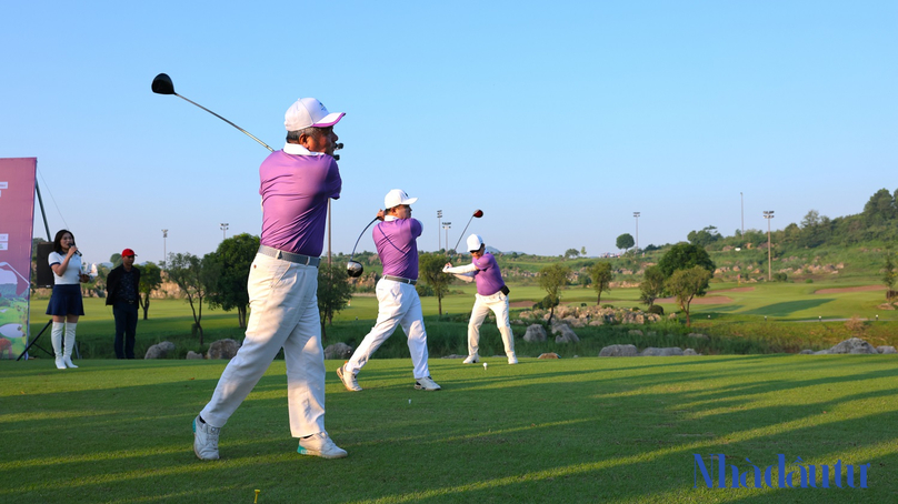 Golfers at 'Investors' golden heart' tournament in Ninh Binh province, northern Vietnam, October 5, 2024. Photo by The Investor.