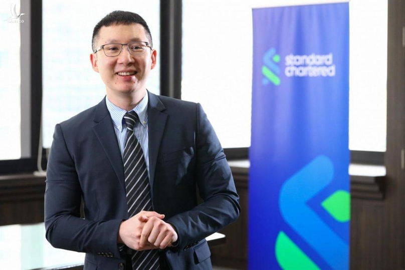  Tim Leelahaphan, economist for Thailand and Vietnam, Standard Chartered Bank. Photo courtesy of the bank.