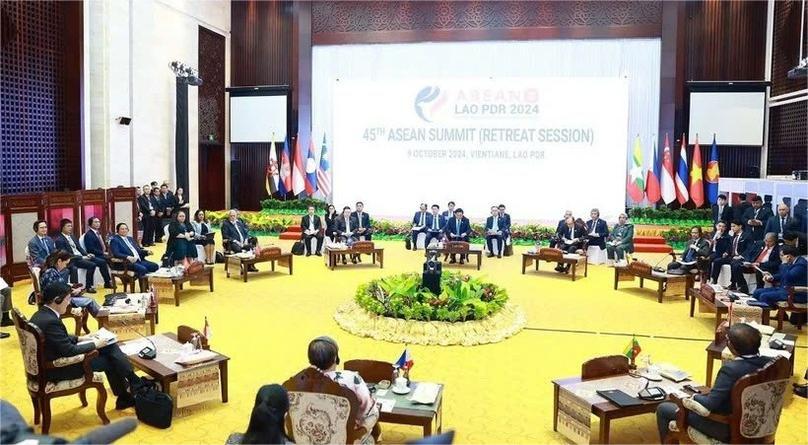 At the retreat session of 45th ASEAN Summit. Photo by Vietnam News Agency.