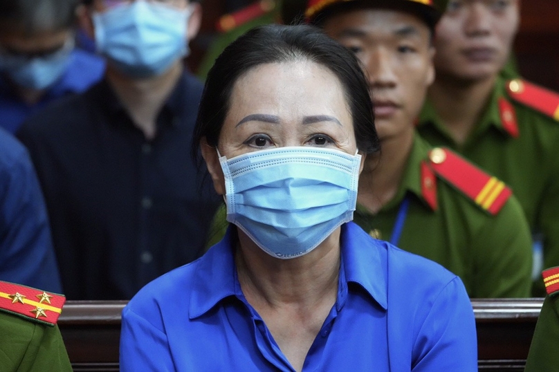 Truong My Lan in court. Photo courtesy of Tuoi Tre (Youth) newspaper.