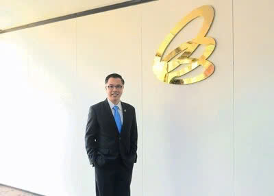  Narit Therdsteerasukdi, Secretary General of the Thailand Board of Investment (BOI). Photo of finance.yahoo.com.