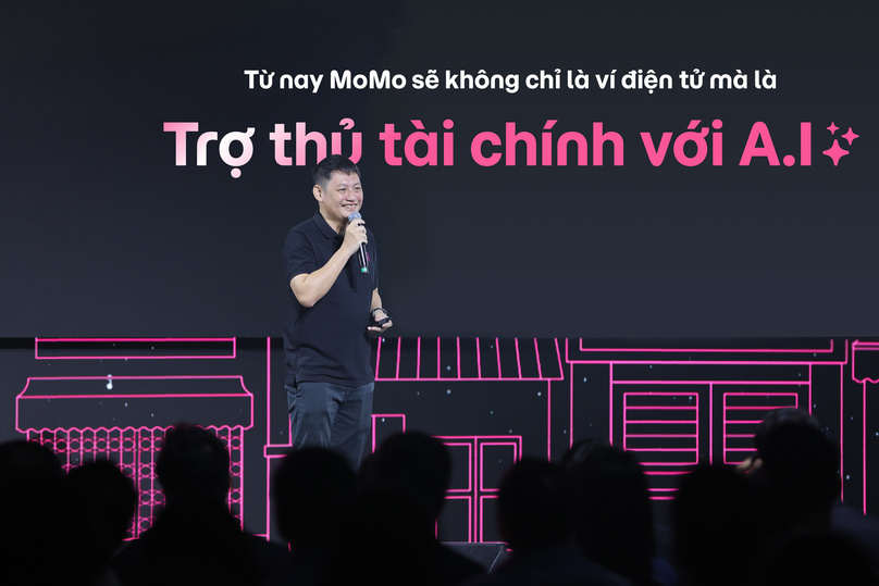 Nguyen Manh Tuong, co-founder, vice chairman and CEO of MoMo, speaks at an event announcing MoMo’s new brand positioning, evolving from an e-wallet to a 'financial assistant with AI” in Ho Chi Minh City, October 29, 2024. Photo courtesy of MoMo.