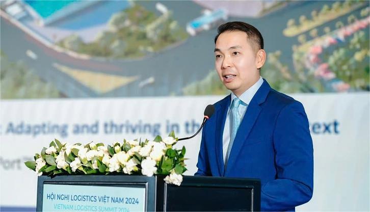 Yap Kwong Weng, CEO of Vietnam SuperPort, speaks at a logistics conference in Ho Chi Minh City, October 31, 2024. Photo courtesy of Dau tu (Investment) newspaper.