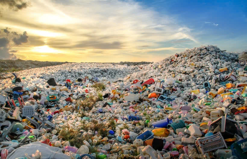 The Philippines generates about 1.7 million tonnes of post-consumer plastic waste annually. Photo courtesy of arowanaco.com.