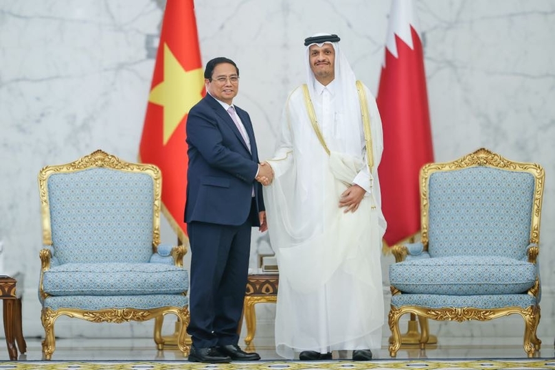 Vietnamese Prime Minister Pham Minh Chinh (left) and Qatari Prime Minister and Minister of Foreign Affairs Mohammed bin Abdulrahman bin Jassim Al Thani in Doha, October 31, 2024. Photo courtesy of the government’s news portal.