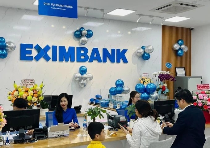 An Eximbank branch. Photo courtesy of Sai Gon Giai Phong (Saigon Liberation) newspaper.