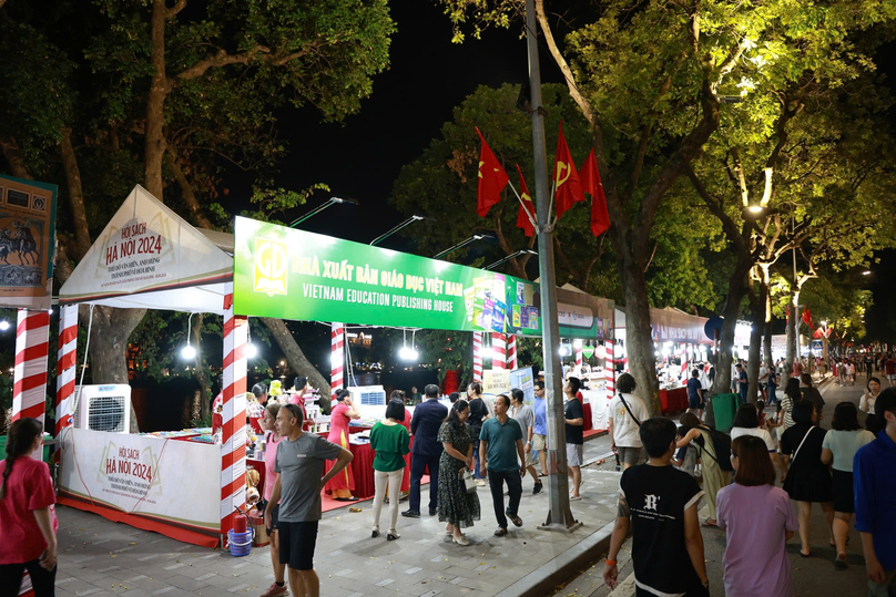 The booth of Vietnam Education Publishing House at the Hanoi Book Fair 2024. Photo by The Investor/Thuc Anh.