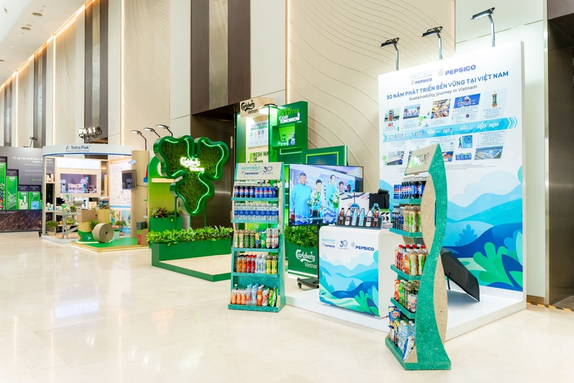 Suntory Pepsico products at an exhibition. Photo courtesy of Pro Vietnam