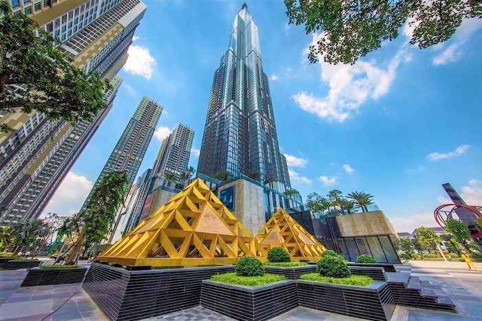 The Landmark 81, the flagship building of the Vinhomes Central Park complex in Ho Chi Minh City. Photo courtesy of Vinhomes.