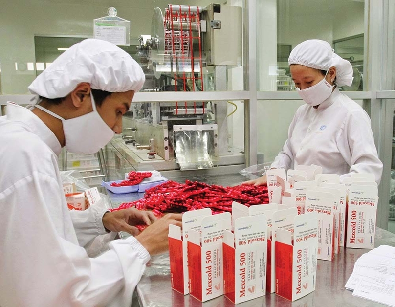 Medicines packed at a pharmaceutical factory. Photo courtesy of Dau Tu (Investment) newspaper.