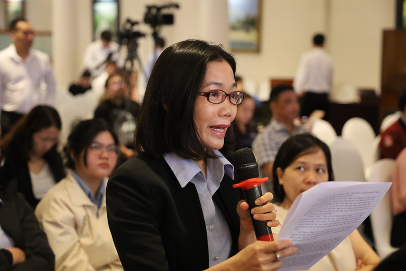 A business representative speaks at a dialogue between enterprises and the HCMC Customs Department on November 27, 2024. Photo courtesy of the Investment and Trade Promotion Center of HCMC (ITPC).