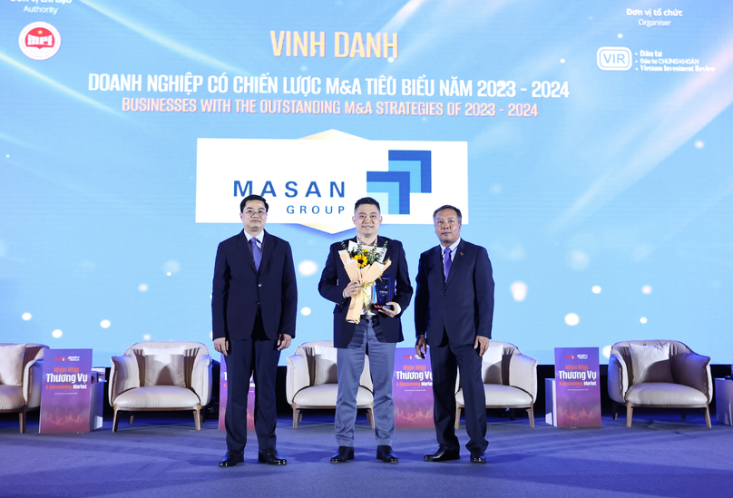 Masan receives “Business with outstanding M&A strategy 2023 – 2024” award on November 27, 2024. Photo courtesy of Masan Group.